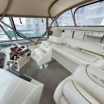 Sea Ray 38 AFT CABIN image