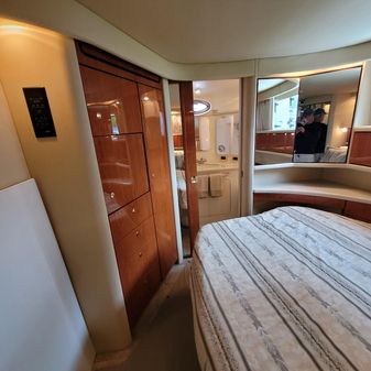 Sea Ray 38 AFT CABIN image