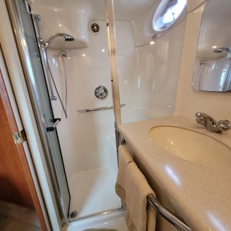 Sea Ray 38 AFT CABIN image