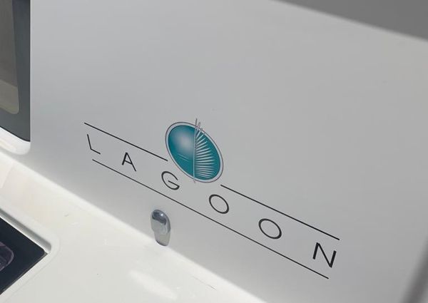 Lagoon 52-S image