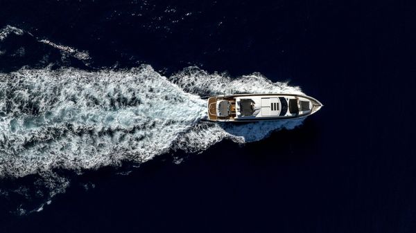 Sunseeker Predator 84 image