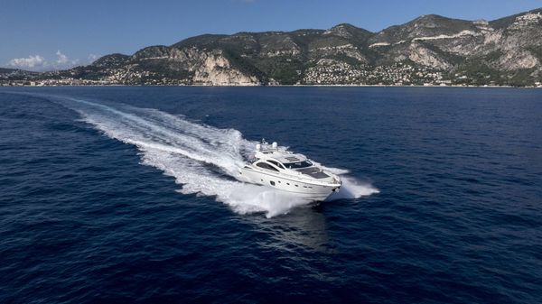 Sunseeker Predator 84 image