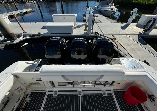 Boston Whaler 370 Outrage image