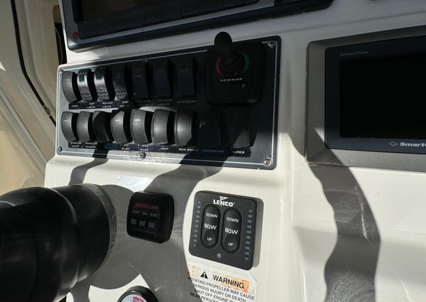 Boston Whaler 370 Outrage image