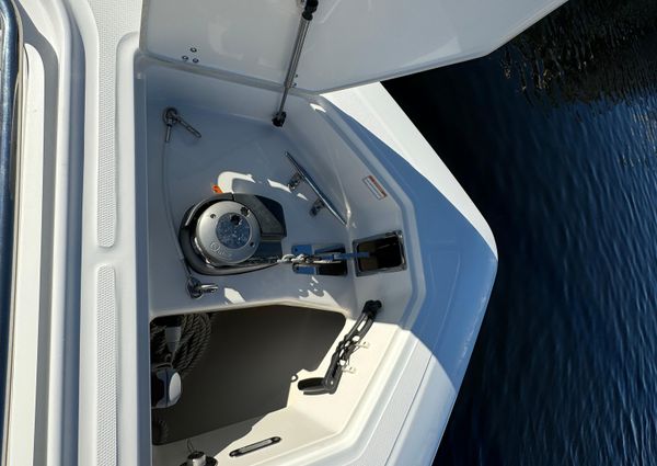 Boston Whaler 370 Outrage image