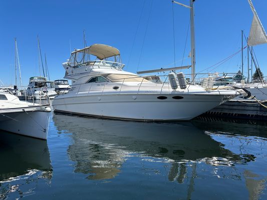 Sea-ray 400-SEDAN-BRIDGE - main image