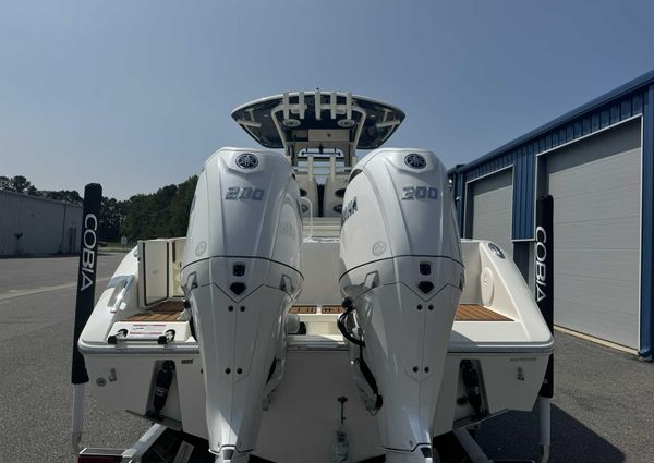 Cobia 265-CENTER-CONSOLE image