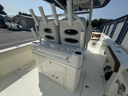 Cobia 265-CENTER-CONSOLE image