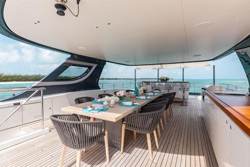 Benetti Oasis 34 image