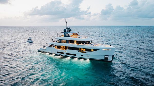 Benetti Oasis 34 image