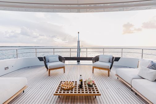 Benetti Oasis 34 image