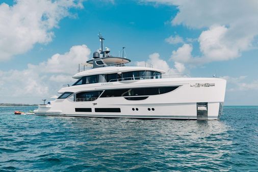 Benetti Oasis 34 image