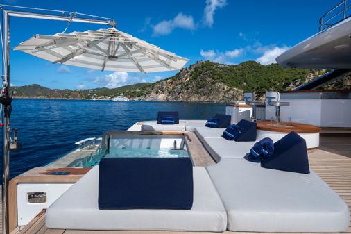 Benetti Oasis 34 image