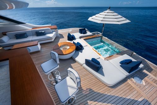 Benetti Oasis 34 image