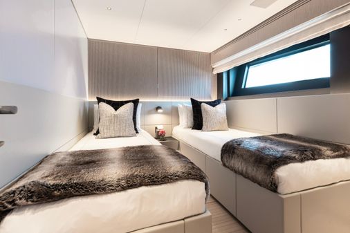 Benetti Oasis 34 image