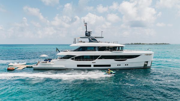 Benetti Oasis 34 image