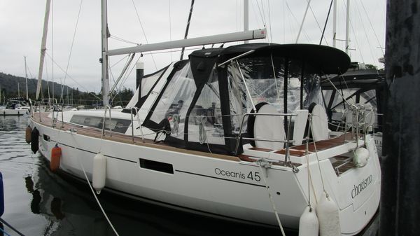 Beneteau Oceanis 45