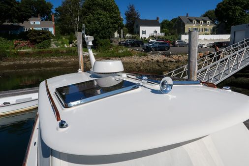 Hinckley Picnic Boat 37 MKIII image