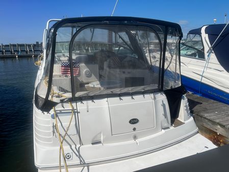 Rinker 300 Express Cruiser image