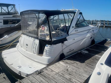 Rinker 300 Express Cruiser image