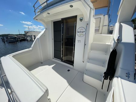 Silverton 330 Sport Bridge image