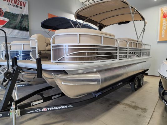 Sun Tracker SPORT FISH 22XP3 - main image