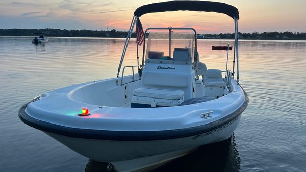 Boston Whaler Dauntless 160 