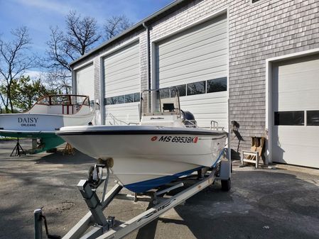 Boston-whaler DAUNTLESS-160 image