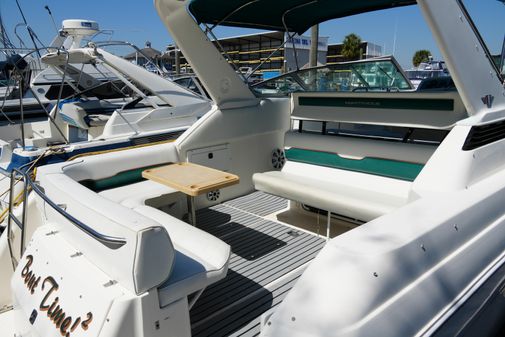 Wellcraft 3200 Martinique image