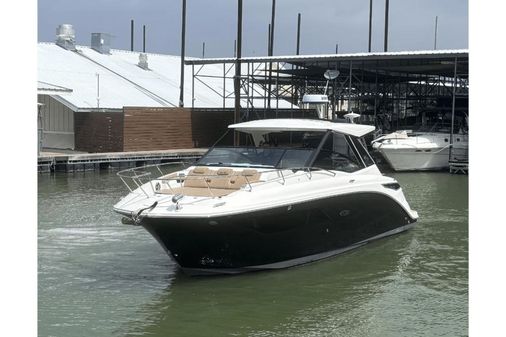 Sea Ray 320 Sundancer image