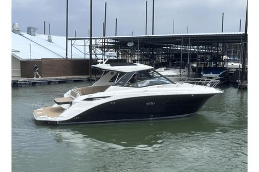 Sea Ray 320 Sundancer image