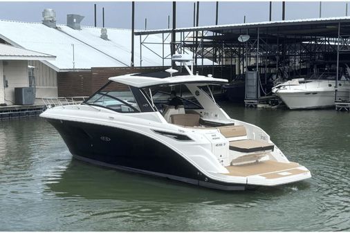 Sea Ray 320 Sundancer image