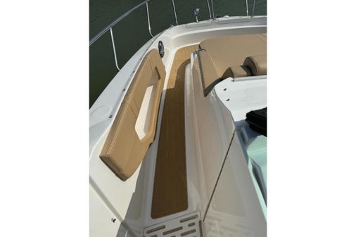 Sea Ray 320 Sundancer image