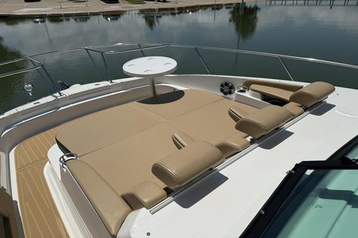 Sea Ray 320 Sundancer image