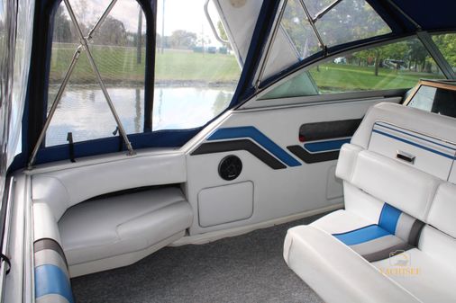 Sea Ray 270 Sundancer image