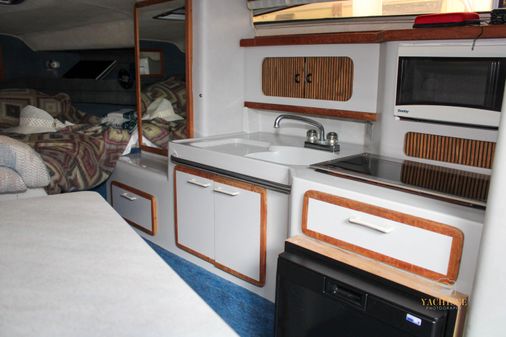 Sea Ray 270 Sundancer image