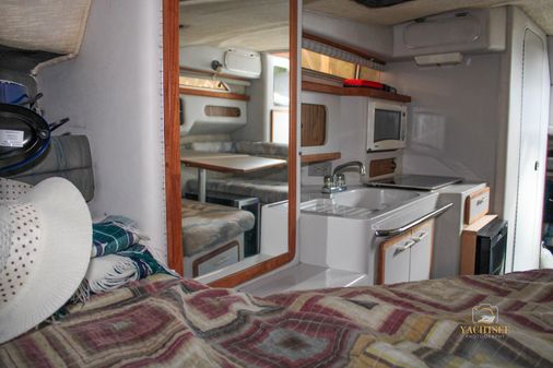 Sea Ray 270 Sundancer image