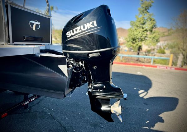 Tahoe-pontoon LTZ-QUAD-LOUNGER image