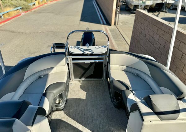 Tahoe-pontoon LTZ-QUAD-LOUNGER image