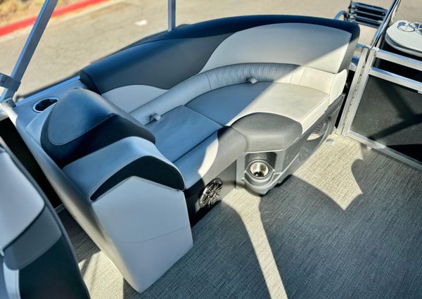 Tahoe-pontoon LTZ-QUAD-LOUNGER image