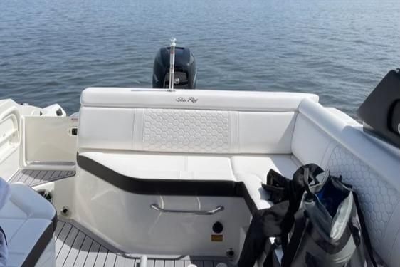 Sea Ray SDX 270 Outboard image