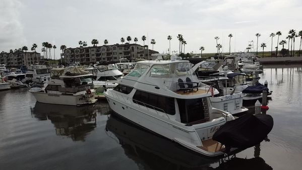 Carver 570 Voyager Pilothouse image