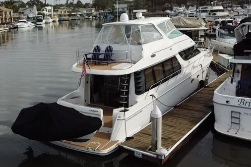 Carver 570 Voyager Pilothouse image