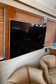 Carver 570 Voyager Pilothouse image