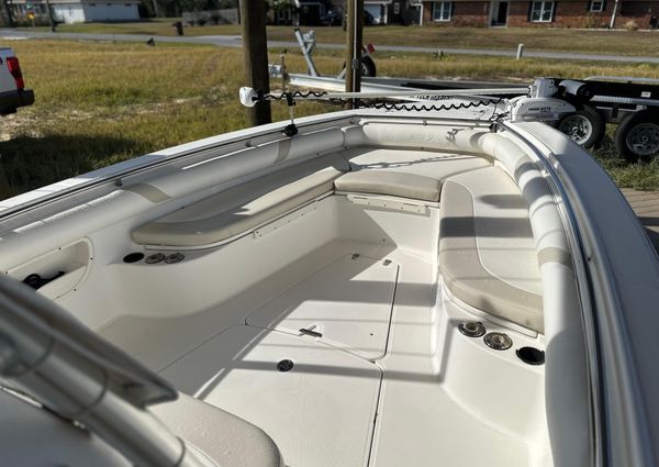 Boston-whaler 320-OUTRAGE image