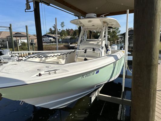 Boston-whaler 320-OUTRAGE - main image