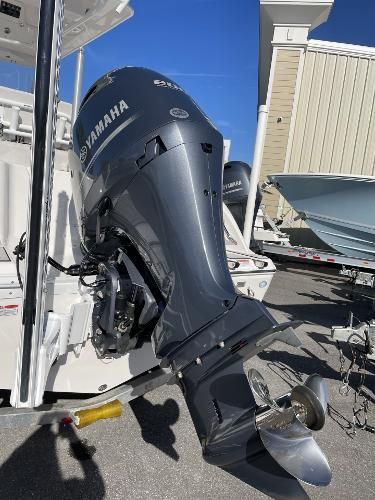 Yamaha Outboards F200XB IN STOCK