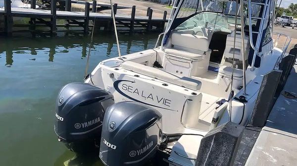 Robalo R305 WA 