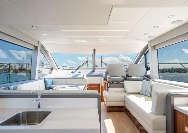 Sunseeker Manhattan 52 image