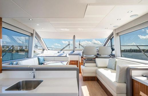 Sunseeker Manhattan 52 image